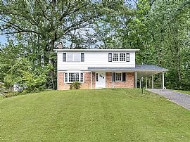 6701 Mcdonough Ter, Bowie, Md 20720 in Bowie, MD