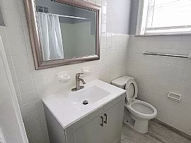 3bed 1bath House Available Now Rent $850 Deposit $700 in Philadelphia, PA (Photo 8 of 8)
