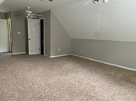 715 Barkley St Sw, Hartselle, Al 35640 in Hartselle, AL (Photo 3 of 11)