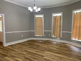 715 Barkley St Sw, Hartselle, Al 35640 in Hartselle, AL (Photo 4 of 11)