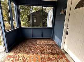 2064 W Victory Dr, Mobile, Al 36606 in Mobile, AL (Photo 3 of 9)