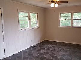 800 Ingram St, Oxford, Al 36203 in Oxford, AL (Photo 2 of 5)