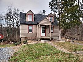 3bed 1bath House Available Now Rent $750 Deposit $600 in Mohnton, PA