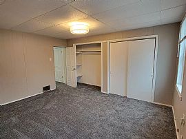 1bed 1bath House Available Now Rent $1000 Deposit $700 in Bridgeport, CT (Photo 4 of 8)