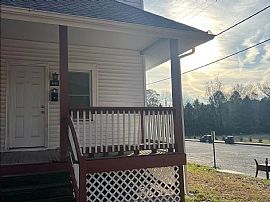 2bed 1bath House Available Now Rent $1000 Deposit $700 in Lindenwold, NJ