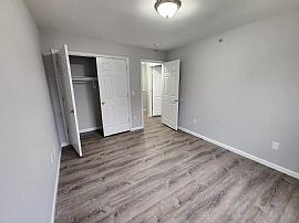 3bed 2bath House Available Now Rent $1000 Deposit $700 in Trenton, NJ (Photo 4 of 8)