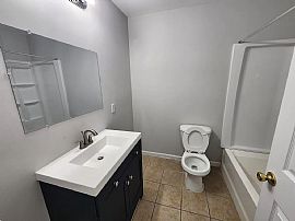 3bed 2bath House Available Now Rent $1000 Deposit $700 in Trenton, NJ (Photo 8 of 8)