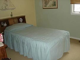 3bed 2bath House Available Now Rent $1000 Deposit $700 in Ventnor City, NJ (Photo 4 of 8)