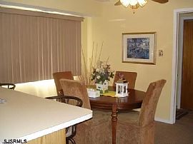 3bed 2bath House Available Now Rent $1000 Deposit $700 in Ventnor City, NJ (Photo 6 of 8)