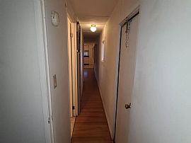 2bed 1bath House Available Now Rent $1000 Deposit $700 in Newburgh, NY (Photo 4 of 8)