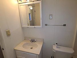 2bed 1bath House Available Now Rent $1000 Deposit $700 in Newburgh, NY (Photo 8 of 8)