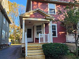 3bed 1bath House Available Now Rent $1000 Deposit $800 in Rochester, NY