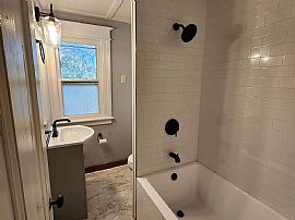 3bed 1bath House Available Now Rent $1000 Deposit $800 in Rochester, NY (Photo 8 of 8)