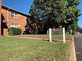 2 Bedroom Apartment in Richmond, VA (Photo 7 of 8)