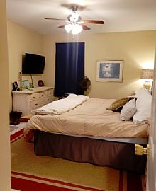 Charming 3 Bedroom Family Home in Mount Pleasant, SC (Photo 4 of 9)