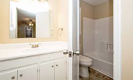 Stunning 3 Bedroom Home in Aiken, SC (Photo 5 of 8)