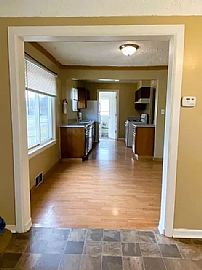 3bed 1bath House Available Now Rent $750 Deposit $600 in Dearborn Heights, MI (Photo 7 of 8)