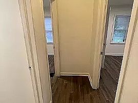 2bed 1bath House Available Now Rent $650 Deposit $600 in Kalamazoo, MI (Photo 5 of 8)