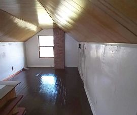 3bed 1bath House Available Now Rent $600 Deposit $600 in Detroit, MI (Photo 2 of 8)