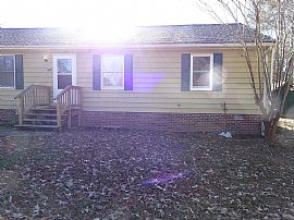 2bed 1bath House Available Now Rent $600 Deposit $600 in Williamsburg, VA
