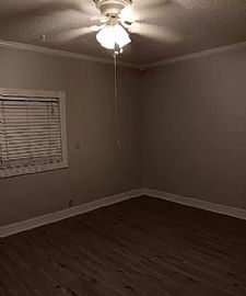 Charming 3bed 2bath Available For Rent in Orange, TX (Photo 6 of 8)