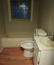 Charming 3bed 2bath Available For Rent in Orange, TX (Photo 7 of 8)