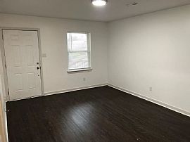 3bed 1bath House Available Now Rent $1000 Deposit $700 in Richmond, VA (Photo 2 of 7)