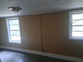 2bed 1bath Available For Rent. Deposit Is 600 in Macon, GA