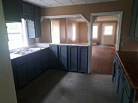 2bed 1bath Available For Rent. Deposit Is 600 in Macon, GA (Photo 4 of 6)