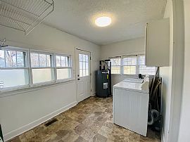 1401 Humes Ave Ne, Huntsville, Al 35801 in Huntsville, AL (Photo 7 of 11)