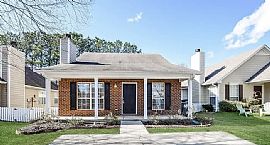 1010 Wyndham Ln, Helena, Al 35080 in Helena, AL