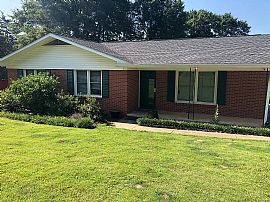 1401 W Point Pkwy, Opelika, Al 36801 in Opelika, AL