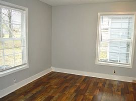 2010 Morgan St, Decatur, Al 35601 in Decatur, AL (Photo 7 of 12)