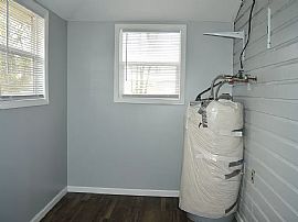 2010 Morgan St, Decatur, Al 35601 in Decatur, AL (Photo 9 of 12)