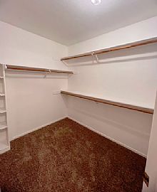  Beautiful 3-Bedroom, 2-Bathroom Home in Tulare, CA (Photo 7 of 10)