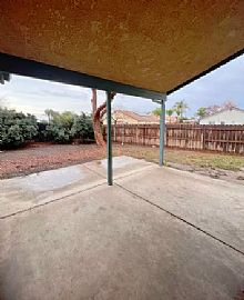  Beautiful 3-Bedroom, 2-Bathroom Home in Tulare, CA (Photo 9 of 10)