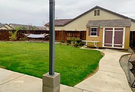 3-Bedroom, 2-Bathroom House  in Lemoore, CA (Photo 7 of 9)