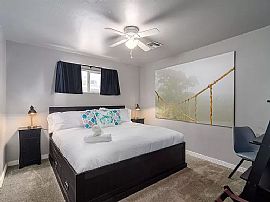 1801 E Meadowbrook Ave, Phoenix, Az 85016 in Phoenix, AZ (Photo 2 of 10)