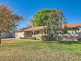 4020 E Earll Dr, Phoenix, Az 85018 in Phoenix, AZ