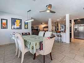 17623 N Hitching Post Dr, Sun City, Az 85373 in Sun City, AZ (Photo 3 of 12)