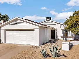 418 W Kings Ave, Phoenix, Az 85023 in Phoenix, AZ