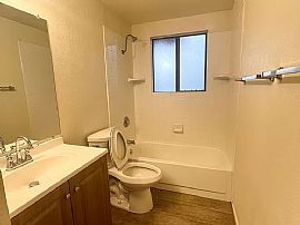 954 E Cullumber St, Gilbert, Az 85234 in Gilbert, AZ (Photo 9 of 12)