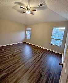 Beautiful 3 Bedroom Family Home in Cordova, TN (Photo 7 of 8)