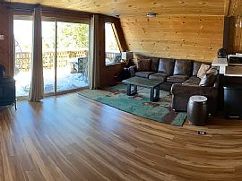 731 Beverly Cir, Zephyr Cove, Nv 89448 in Zephyr Cove, NV (Photo 2 of 11)