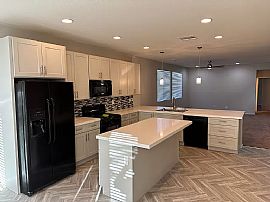 29 Morrestown Ave, North Las Vegas, Nv 89084 in North Las Vegas, NV (Photo 4 of 12)