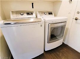 2021 Golden Trumpet Ave, Las Vegas, Nv 89123 in Las Vegas, NV (Photo 7 of 12)