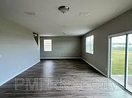 4bed in Jacksonville, FL (Photo 4 of 8)