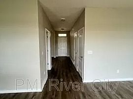 4bed in Jacksonville, FL (Photo 5 of 8)