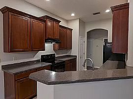 4bed in Jacksonville, FL (Photo 5 of 9)