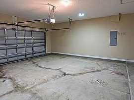 4bed in Jacksonville, FL (Photo 8 of 9)